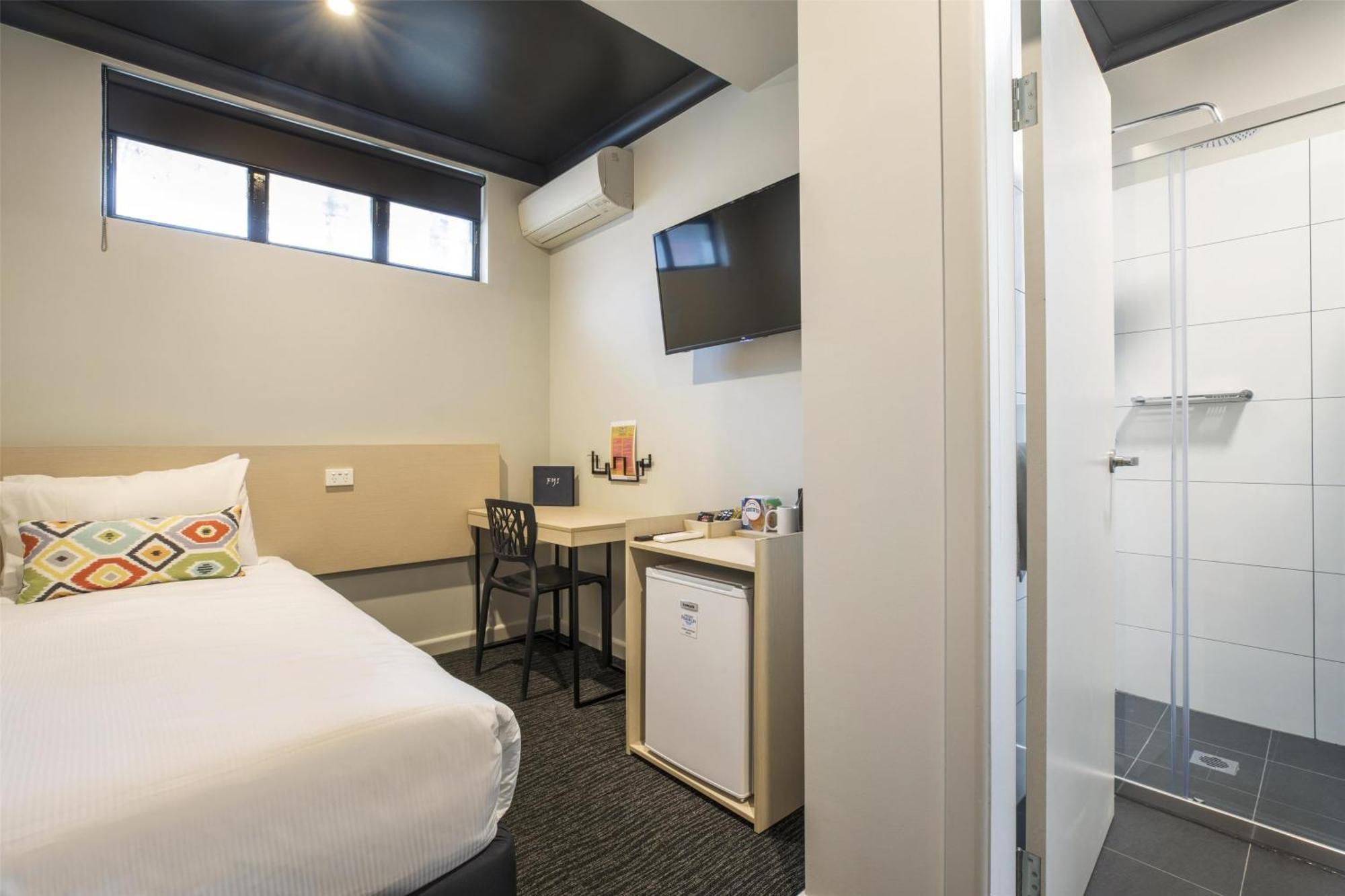 Nightcap At Chester Hill Hotel Bankstown Extérieur photo